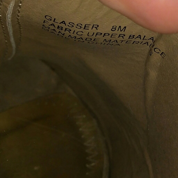 Gorgeous gold glitter peep toe heels! Size 8 - Picture 5 of 5